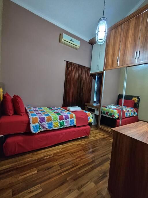 Niki Mawon Homestay Kejayan Экстерьер фото
